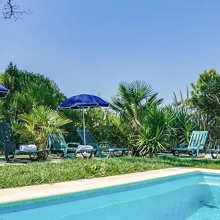 Gouveia Sleeps 8 Pool Air Con Wifi * Gouveia (Lisbon)