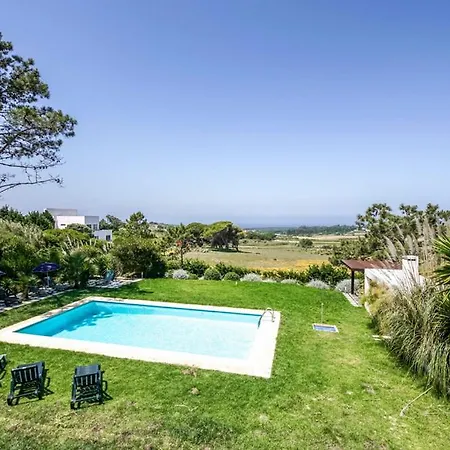 Gouveia Sleeps 8 Pool Air Con Wifi * Gouveia (Lisbon)